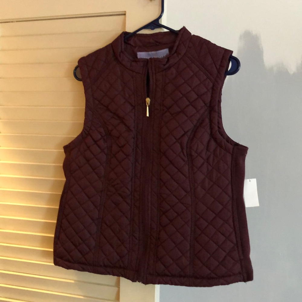 New with tags: maroon quilted vest